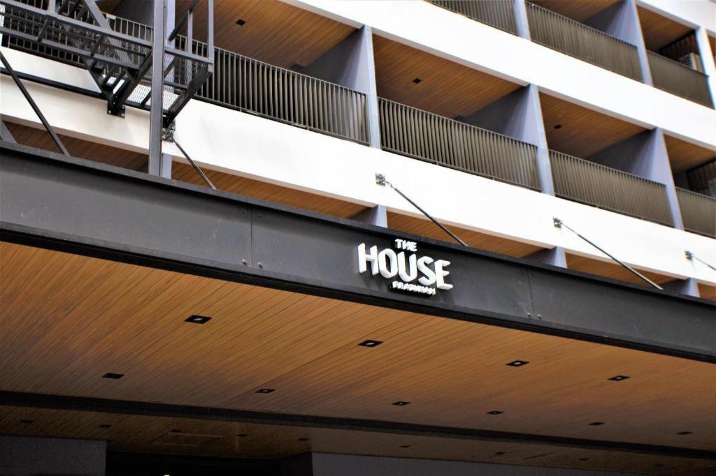 The House Pratunam Bangkok Extérieur photo